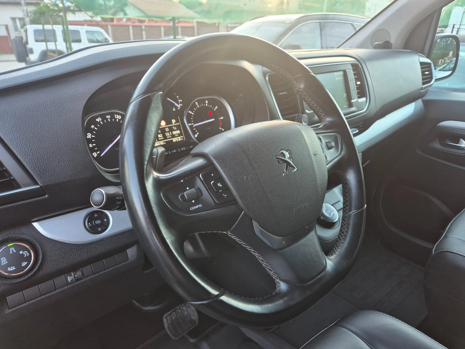 Peugeot Traveler 2.0HDI/FULL, снимка 7 - Автомобили и джипове - 54783548