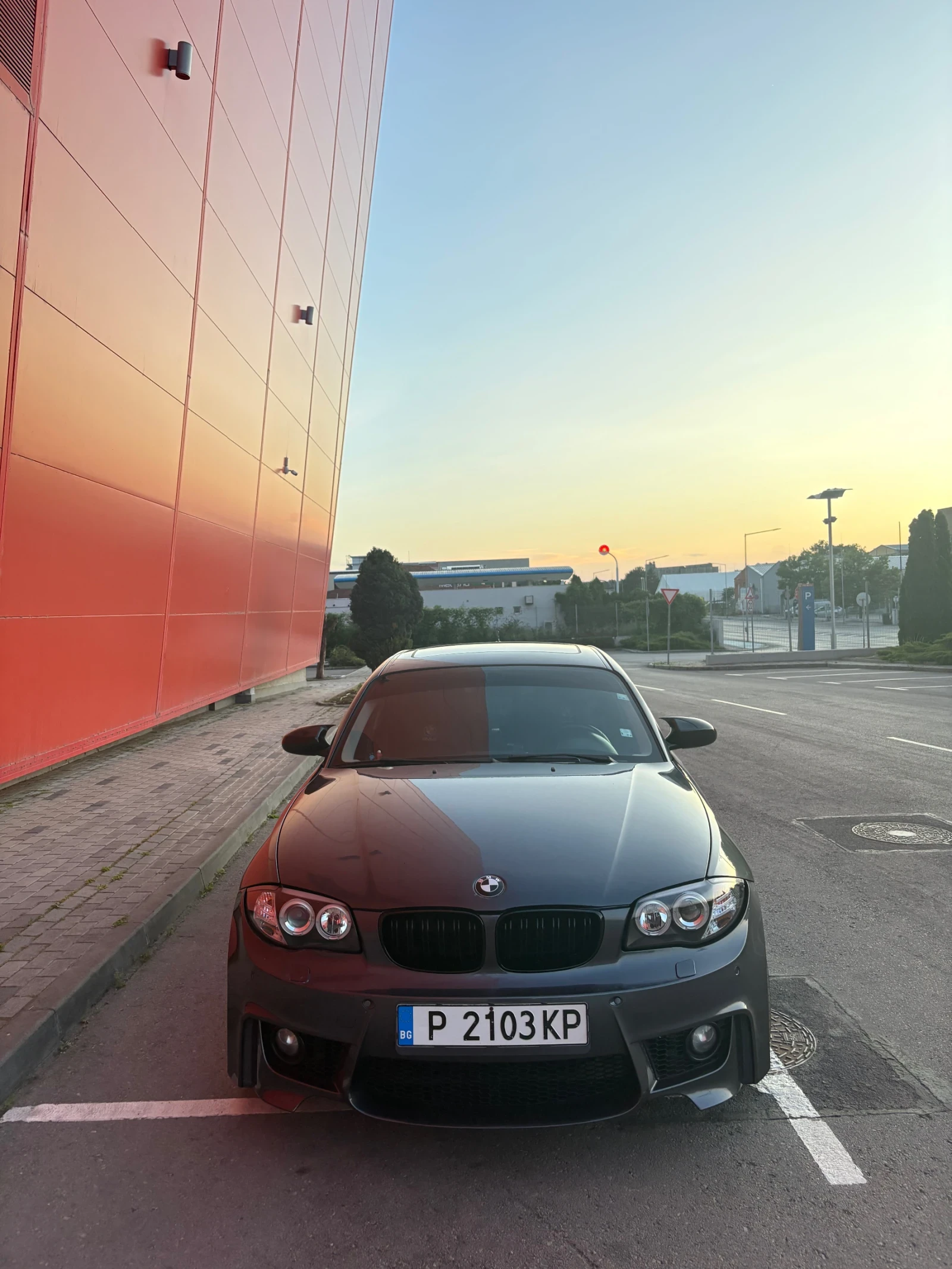 BMW 120, снимка 2 - Автомобили и джипове - 54835594