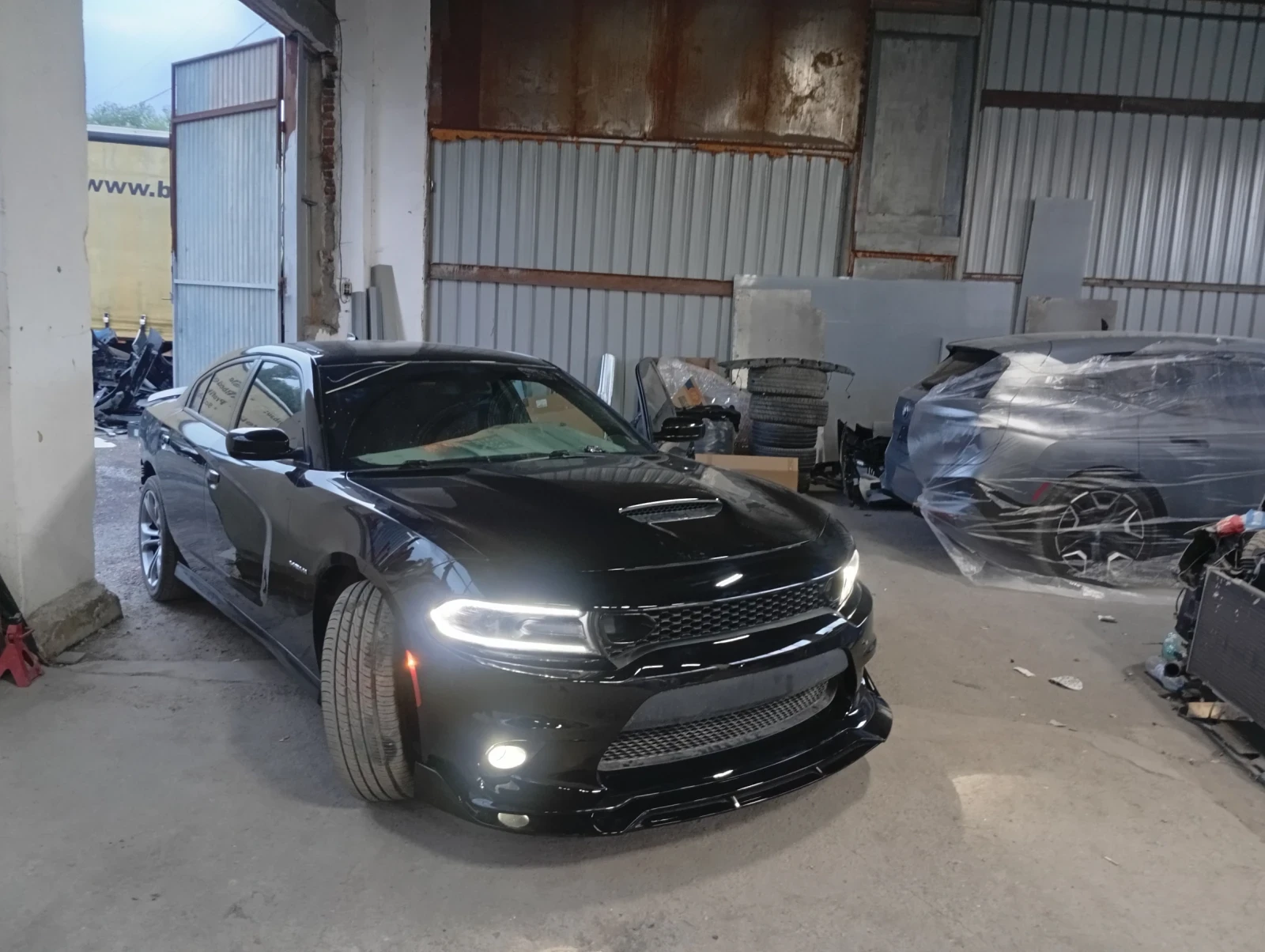 Dodge Charger 5.7 HEMI, снимка 8 - Автомобили и джипове - 55318822
