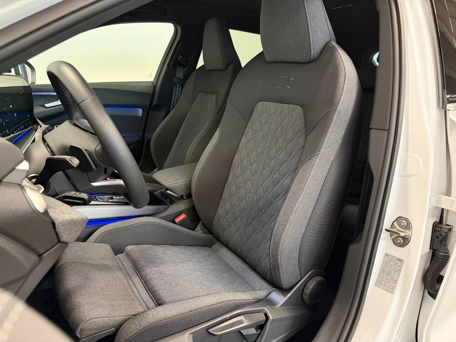 Audi A5 40 TDI / S-LINE / QUATTRO / MMI DISPLAY / 360 / | Mobile.bg � ����������� 8