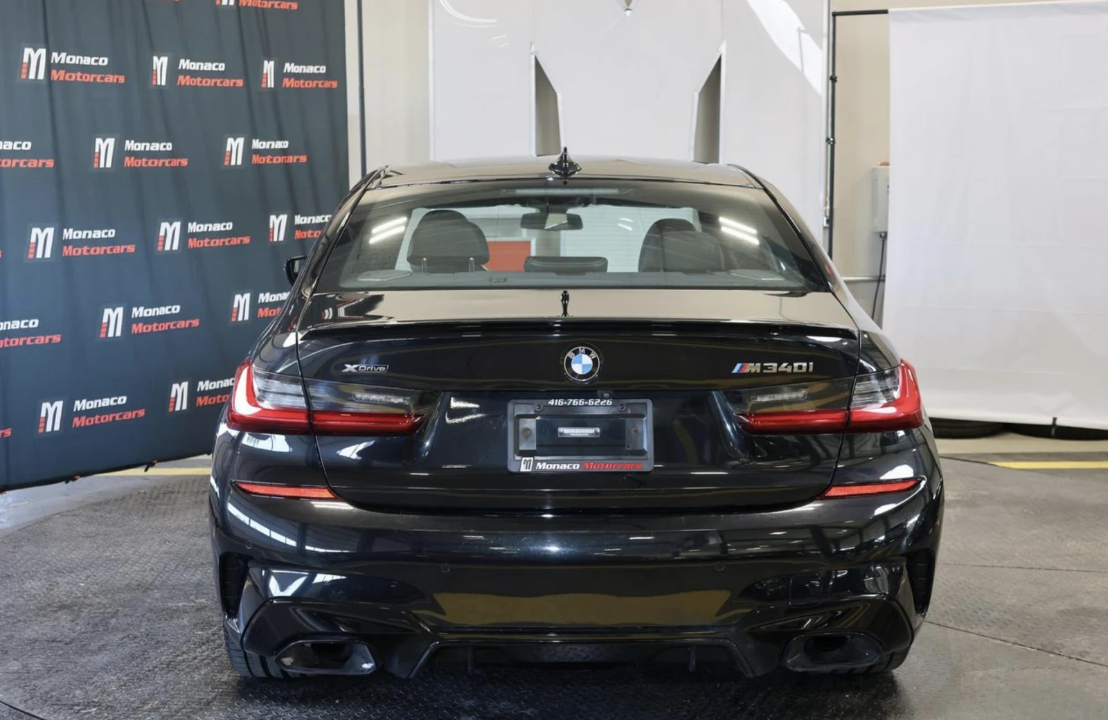 BMW 340 M* Laser* 360 * M Tech * Adapt. M * H/K * HUD * , снимка 4 - Автомобили и джипове - 55492251