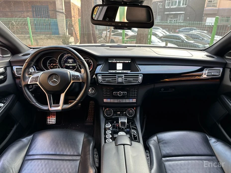 Mercedes-Benz CLS 63 AMG, снимка 9 - Автомобили и джипове - 55776478