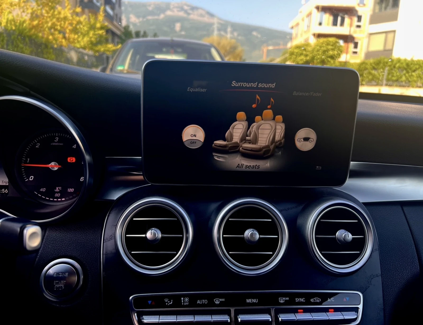 Mercedes-Benz C 250 C250d* сменени вериги* Burmester, снимка 9 - Автомобили и джипове - 55784949