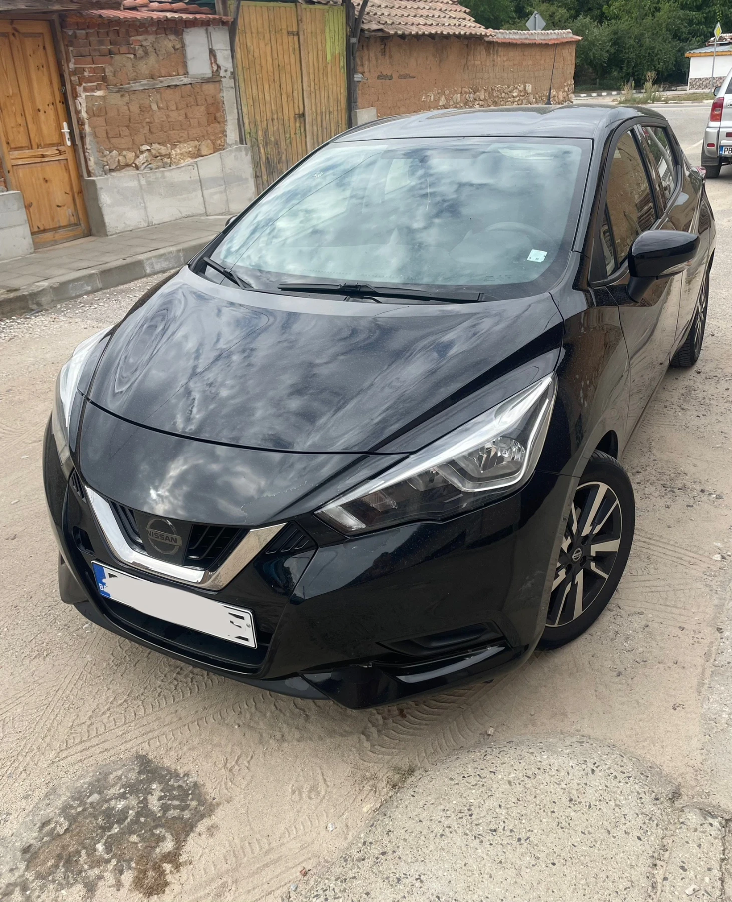 Nissan Micra