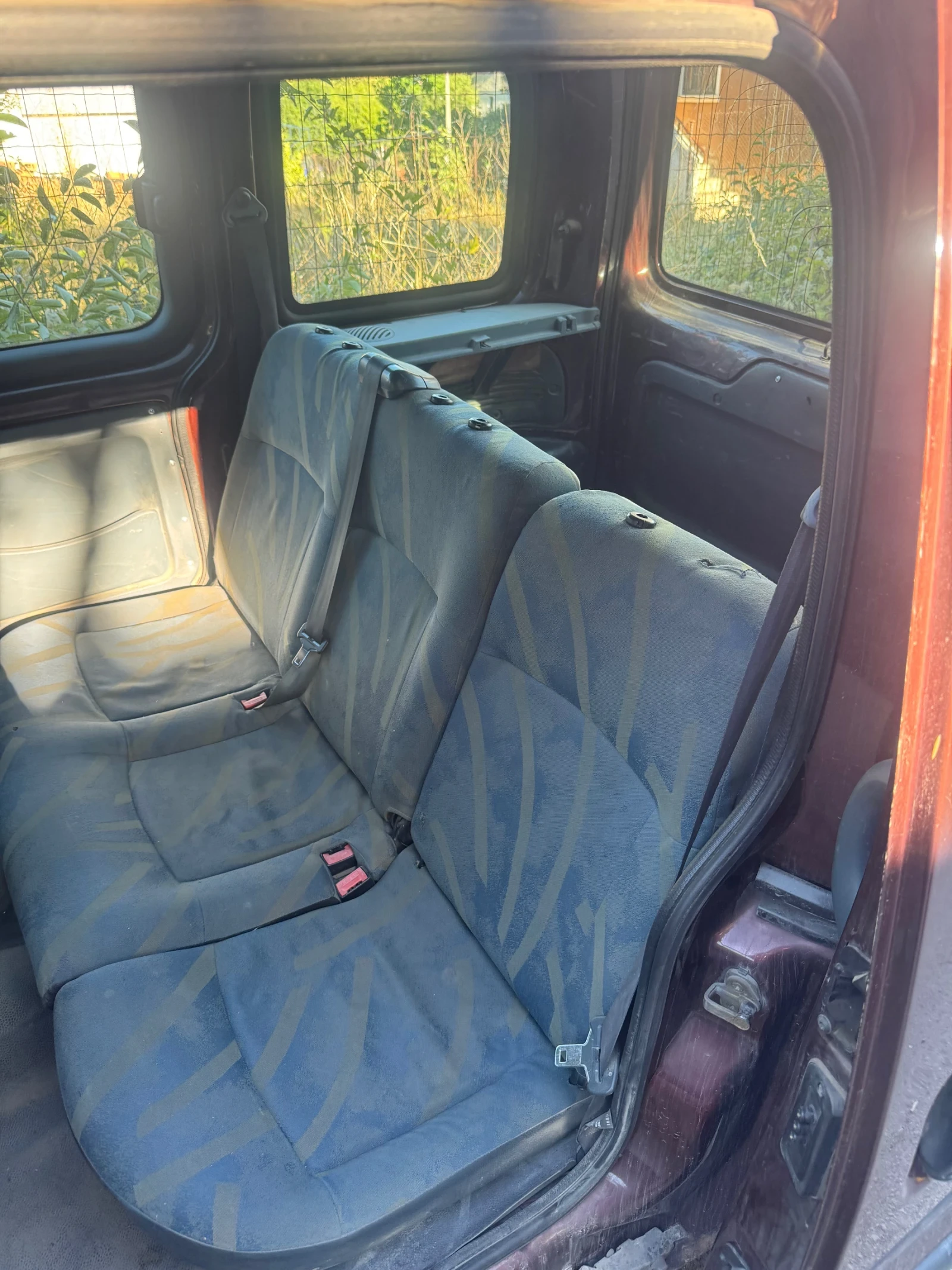 Renault Kangoo 1.9, снимка 5 - Автомобили и джипове - 55980392