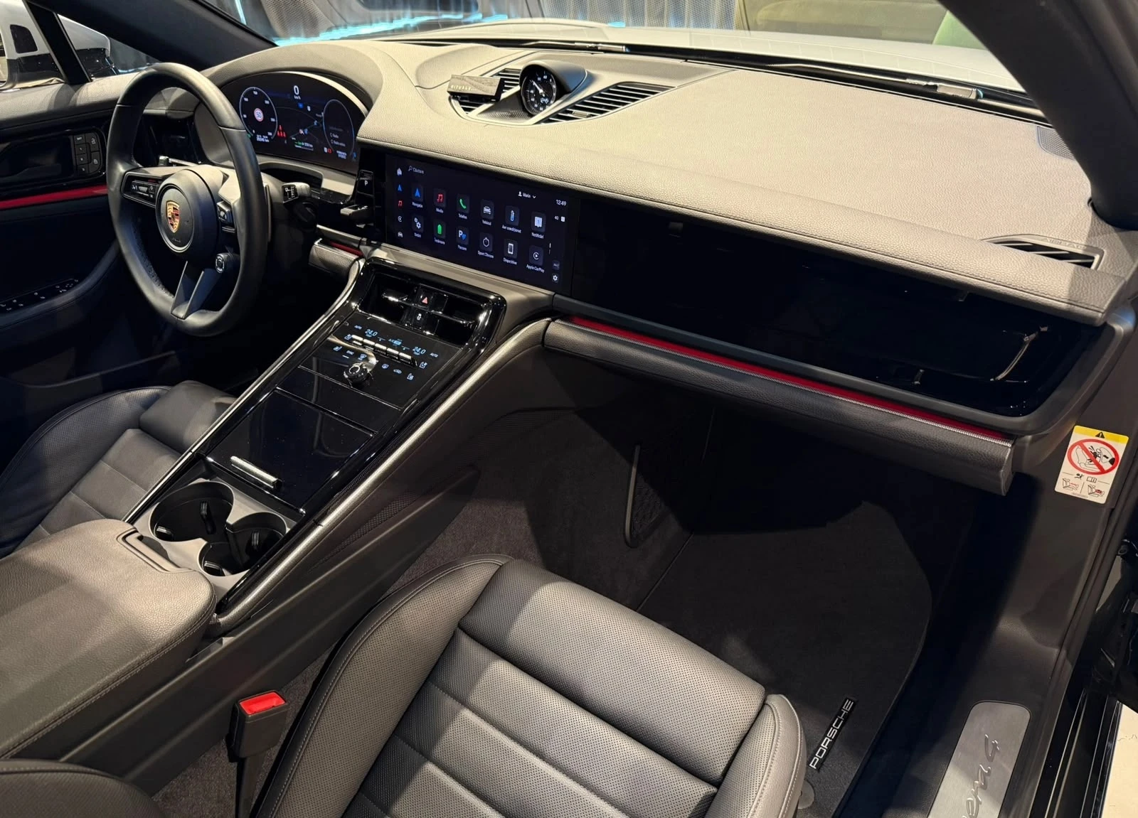 Porsche Panamera 4 E-Hybrid, снимка 9 - Автомобили и джипове - 56233871