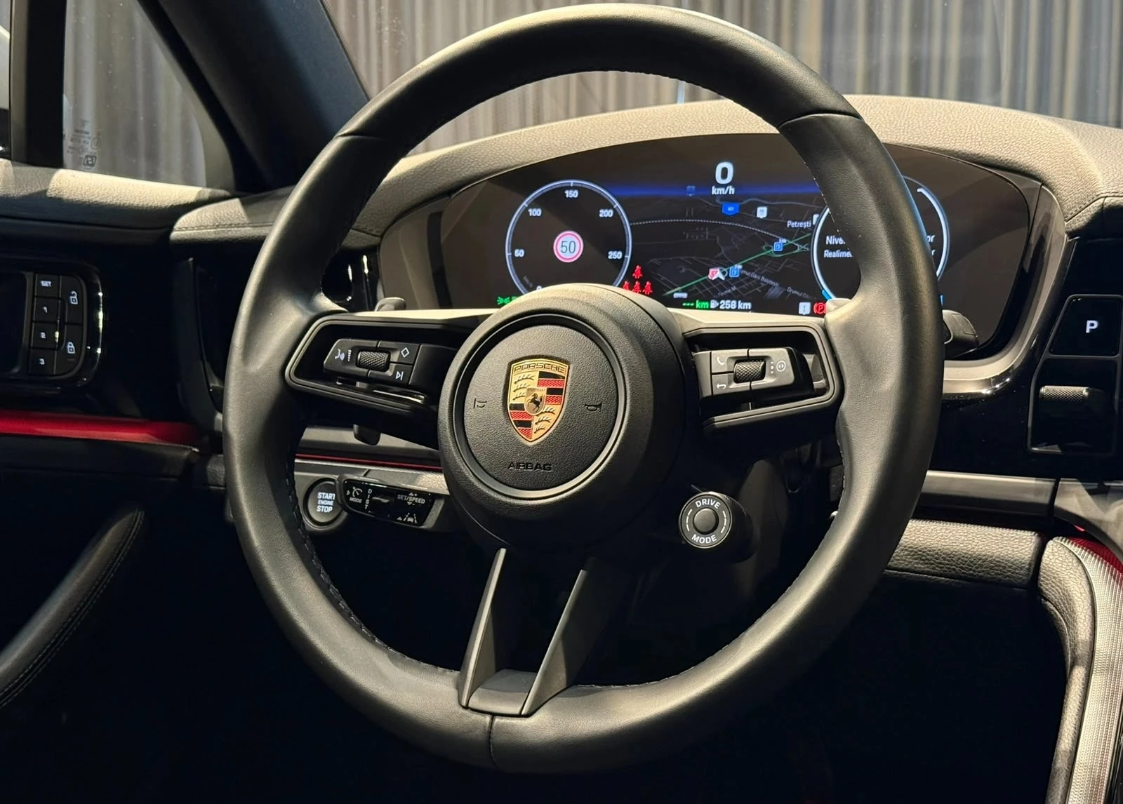 Porsche Panamera 4 E-Hybrid, снимка 8 - Автомобили и джипове - 56233871