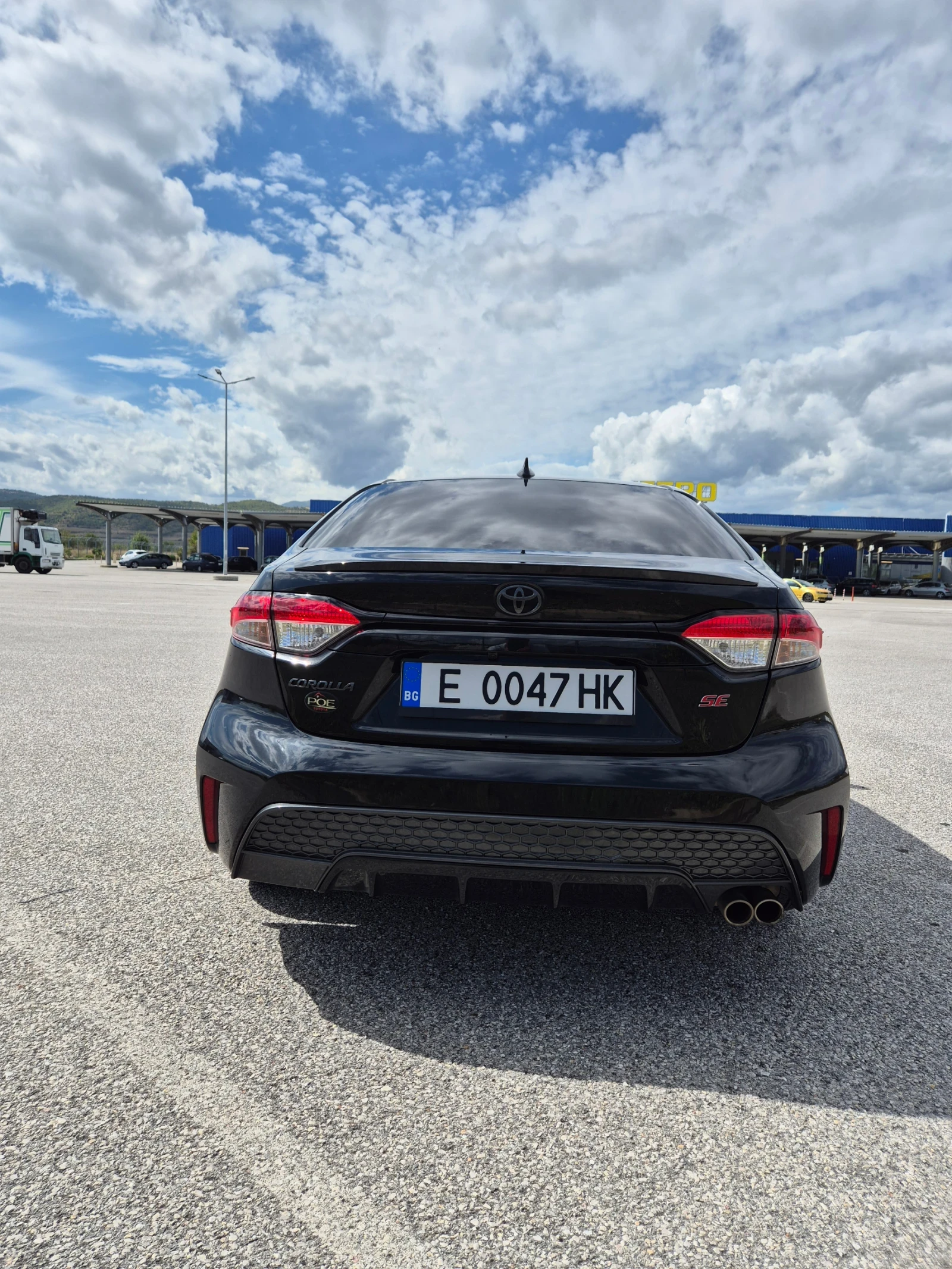 Toyota Corolla SE 2.0 CVT, снимка 3 - Автомобили и джипове - 56234978
