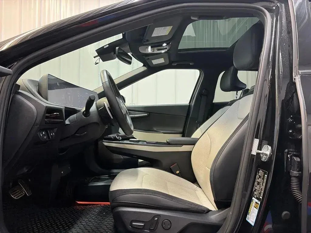 Kia EV6 GT-LINE / e-AWD, снимка 11 - Автомобили и джипове - 56297507