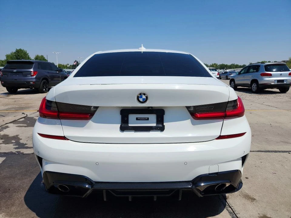 BMW 330 MSPORT* XDRIVE* ШИБИДАХ* 360* ПОДГРЕВ* , снимка 4 - Автомобили и джипове - 56325679
