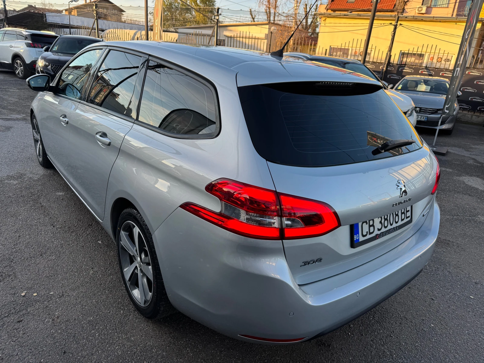 Peugeot 308 1.6HDI 120HP, снимка 2 - Автомобили и джипове - 56633565