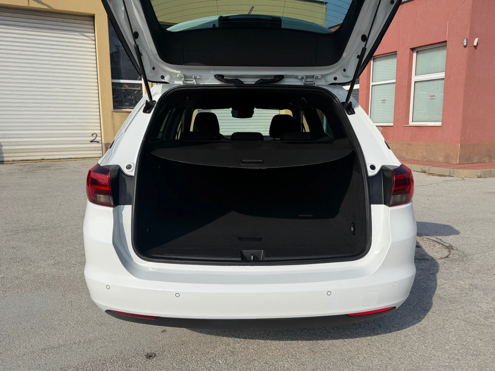 Opel Astra 1.4 TURBO 125 �.�. EURO 6 NAVI CAR PLAY �������� | Mobile.bg � ����������� 4