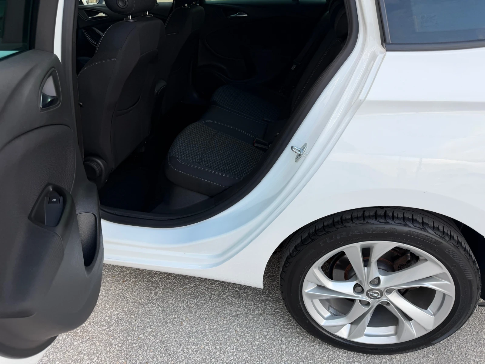 Opel Astra 1.4 TURBO 125 �.�. EURO 6 NAVI CAR PLAY �������� | Mobile.bg � ����������� 14