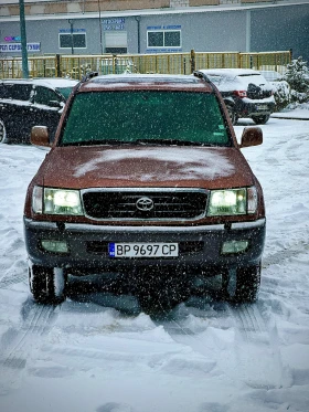 Toyota Land cruiser J100