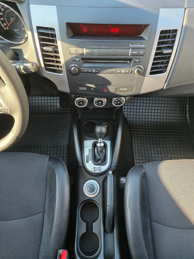 Mitsubishi Outlander II facelift-4х4-6+ 1-Automatic, снимка 11 - Автомобили и джипове - 51480682