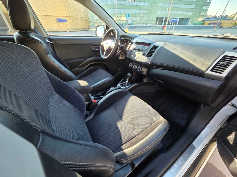 Mitsubishi Outlander II facelift-4х4-6+ 1-Automatic, снимка 13 - Автомобили и джипове - 51480682