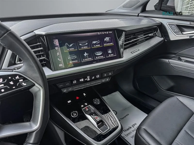 Audi Q4 E-Tron 55 Quattro* DISTRONIC* PANORAMA* ПОДГРЕВ* , снимка 10 - Автомобили и джипове - 55845124