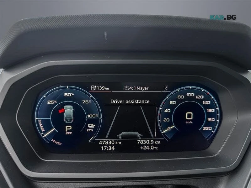 Audi Q4 E-Tron 55 Quattro* DISTRONIC* PANORAMA* ПОДГРЕВ* , снимка 9 - Автомобили и джипове - 55845124