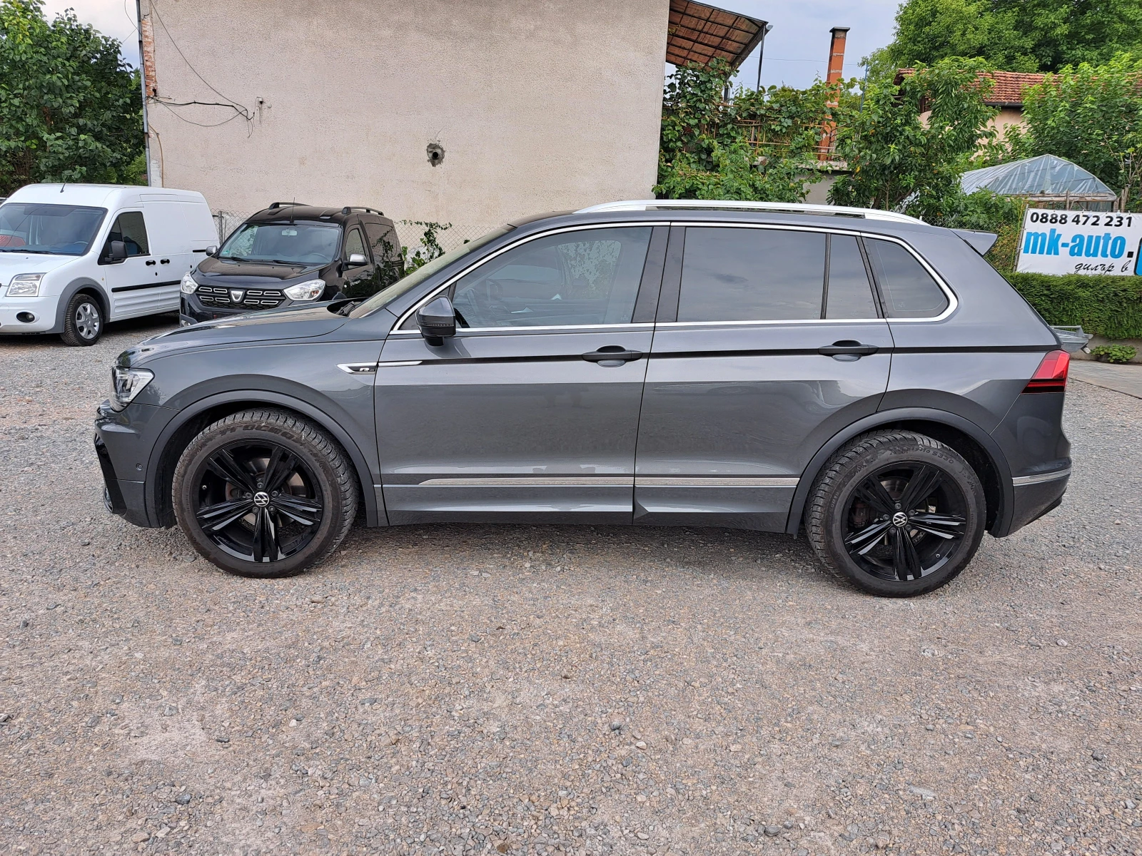 VW Tiguan 2.0TDI* R-LINE* DSG* HEADUP* КАМЕРА360* 4MOTION - изображение 3