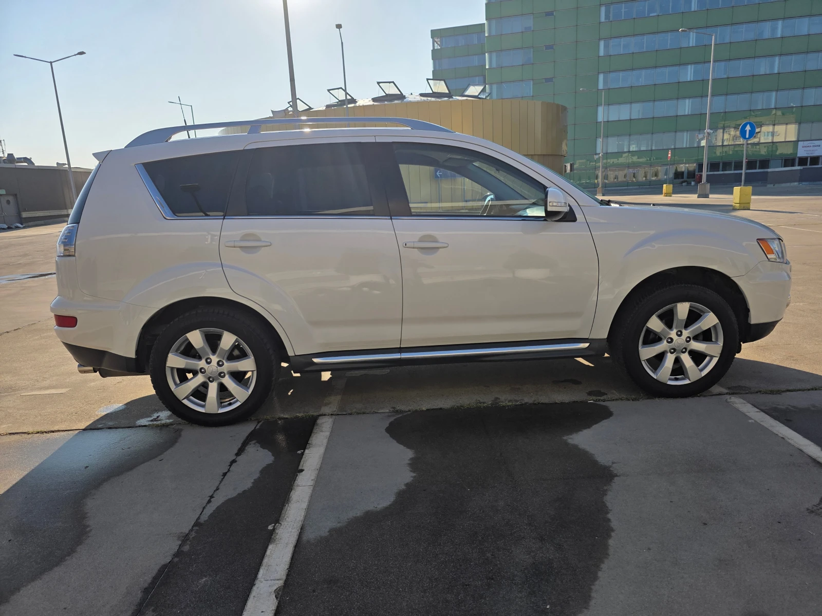 Mitsubishi Outlander II facelift-4х4-6+ 1-Automatic - изображение 4