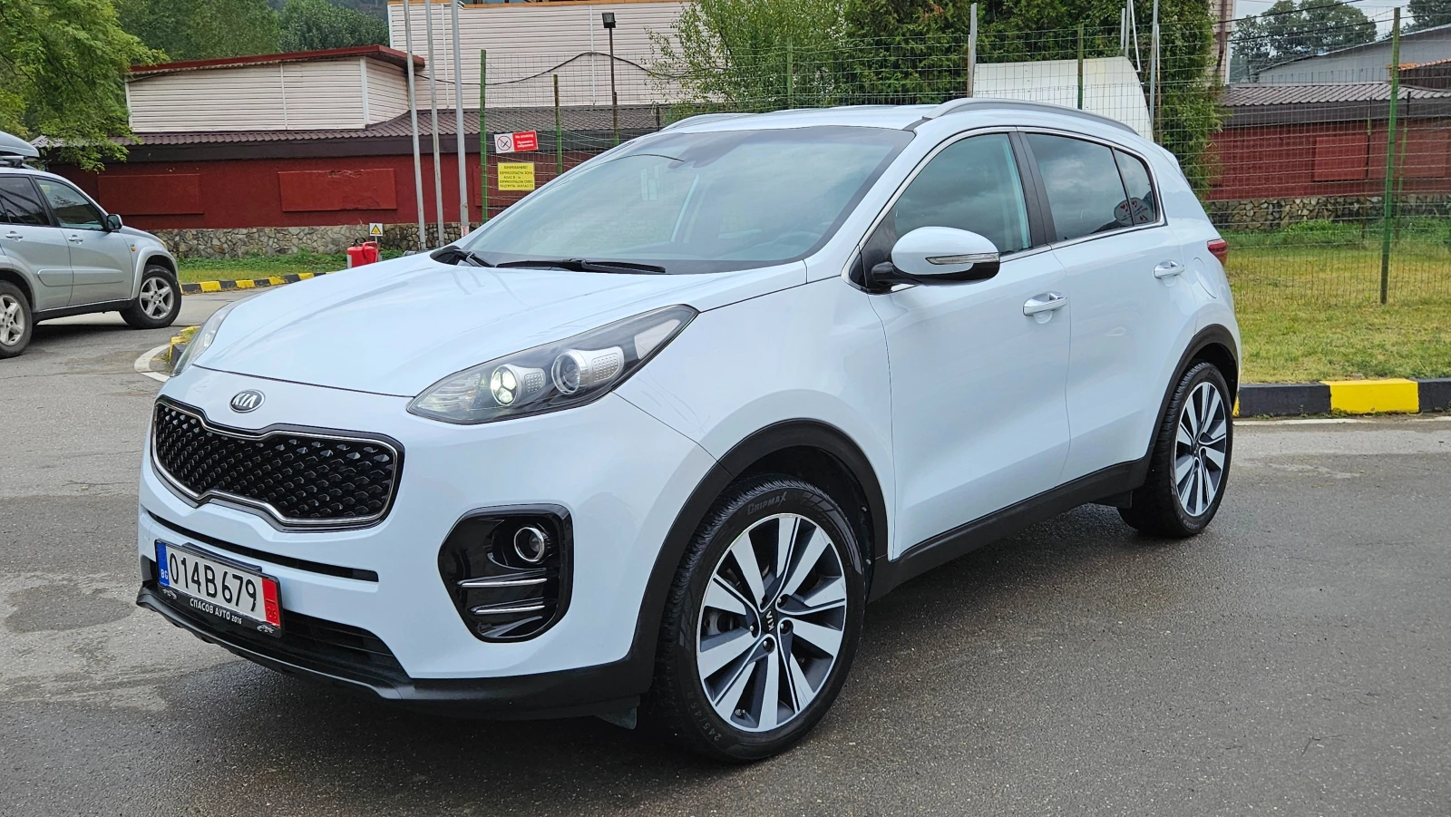 Kia Sportage 1.7Crdi NAVIG/KOJA/KLIMATRONIK/Euro-6b - изображение 2