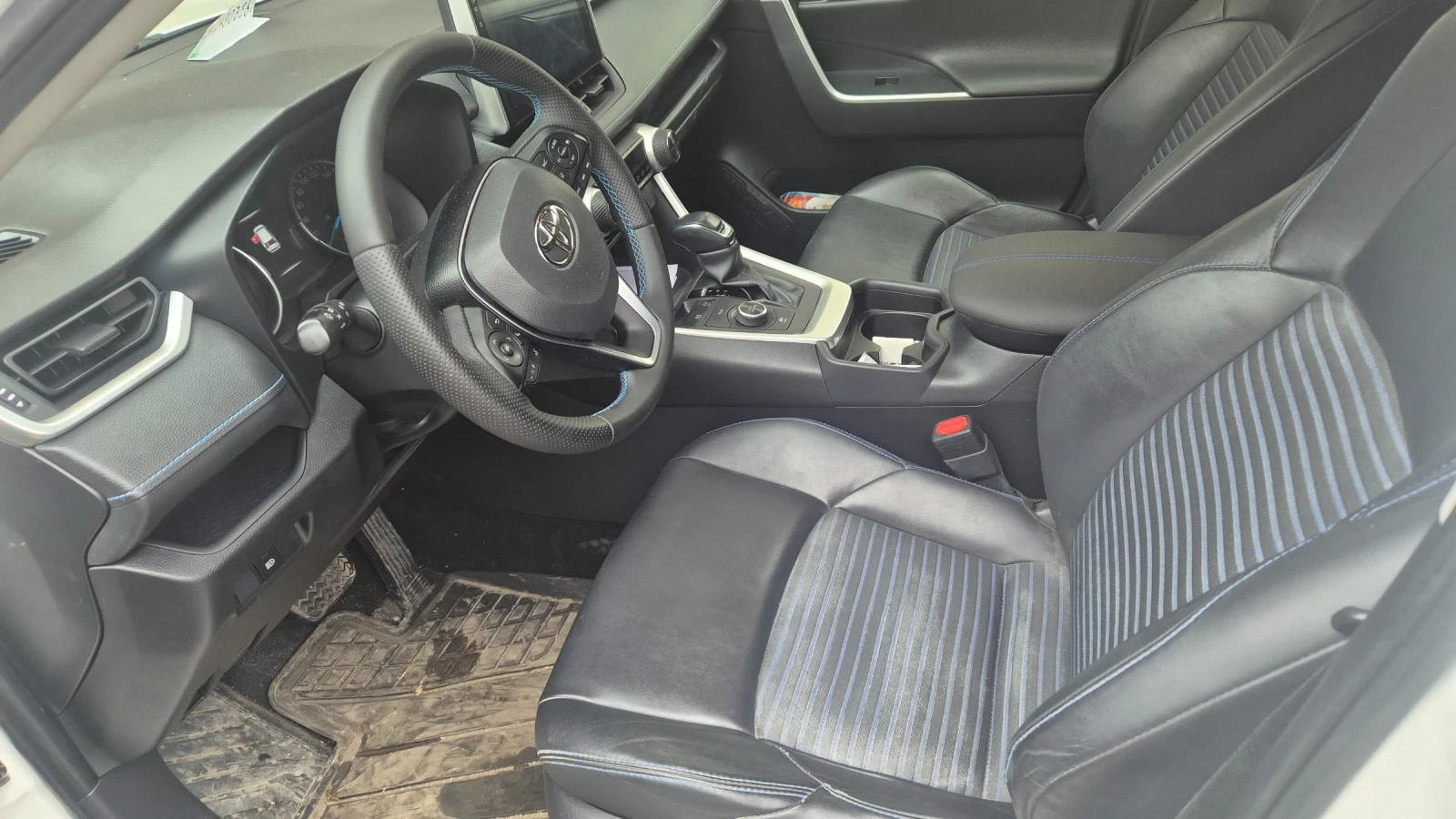 Toyota Rav4  - изображение 6