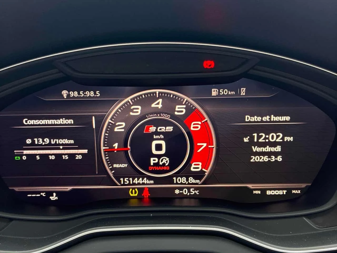 Audi SQ5 TECHNIK /B&O/360/PANO/NAVI/LANE ASSIST, снимка 8 - Автомобили и джипове - 53739885