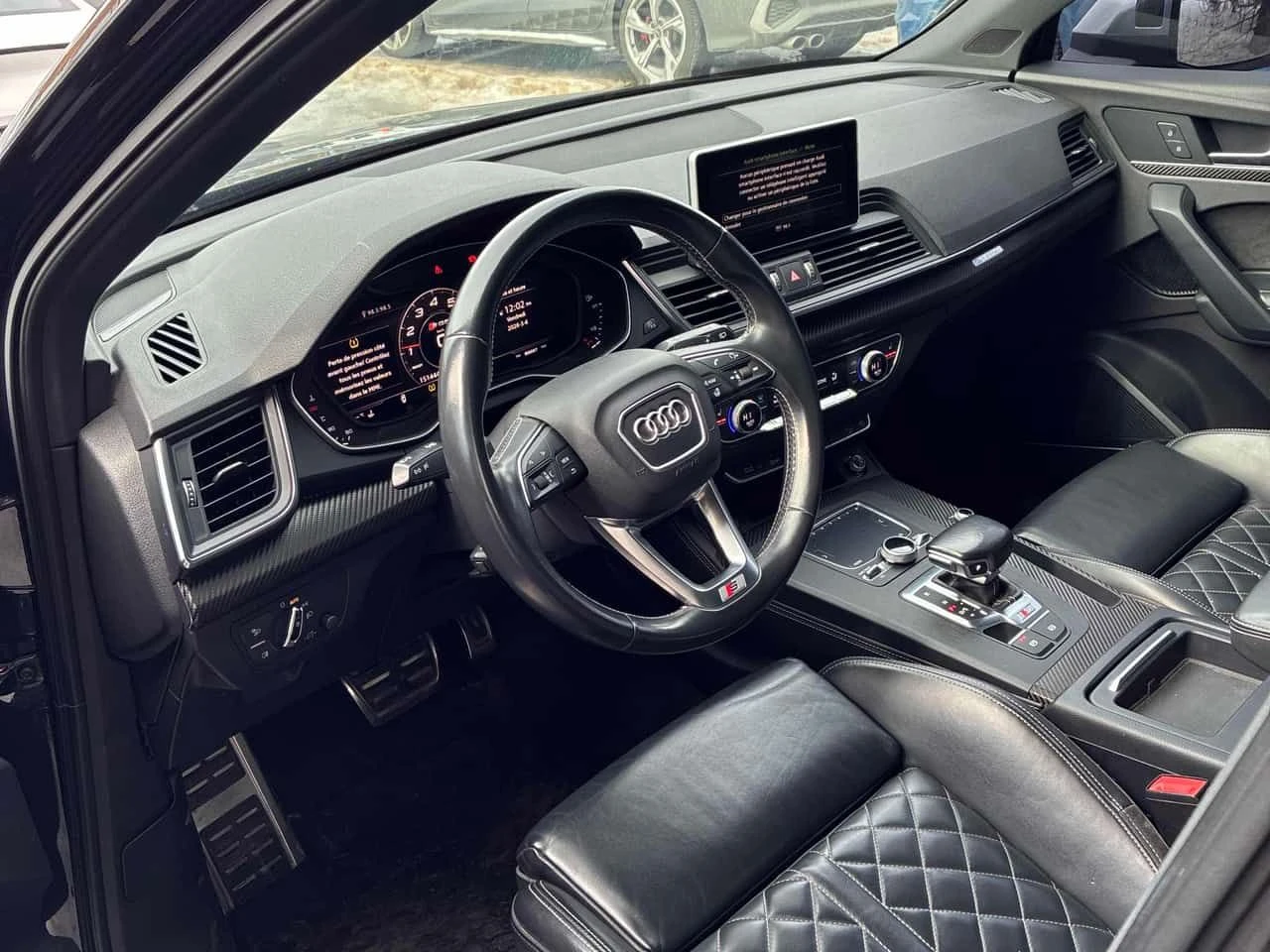 Audi SQ5 TECHNIK /B&O/360/PANO/NAVI/LANE ASSIST, снимка 5 - Автомобили и джипове - 53739885