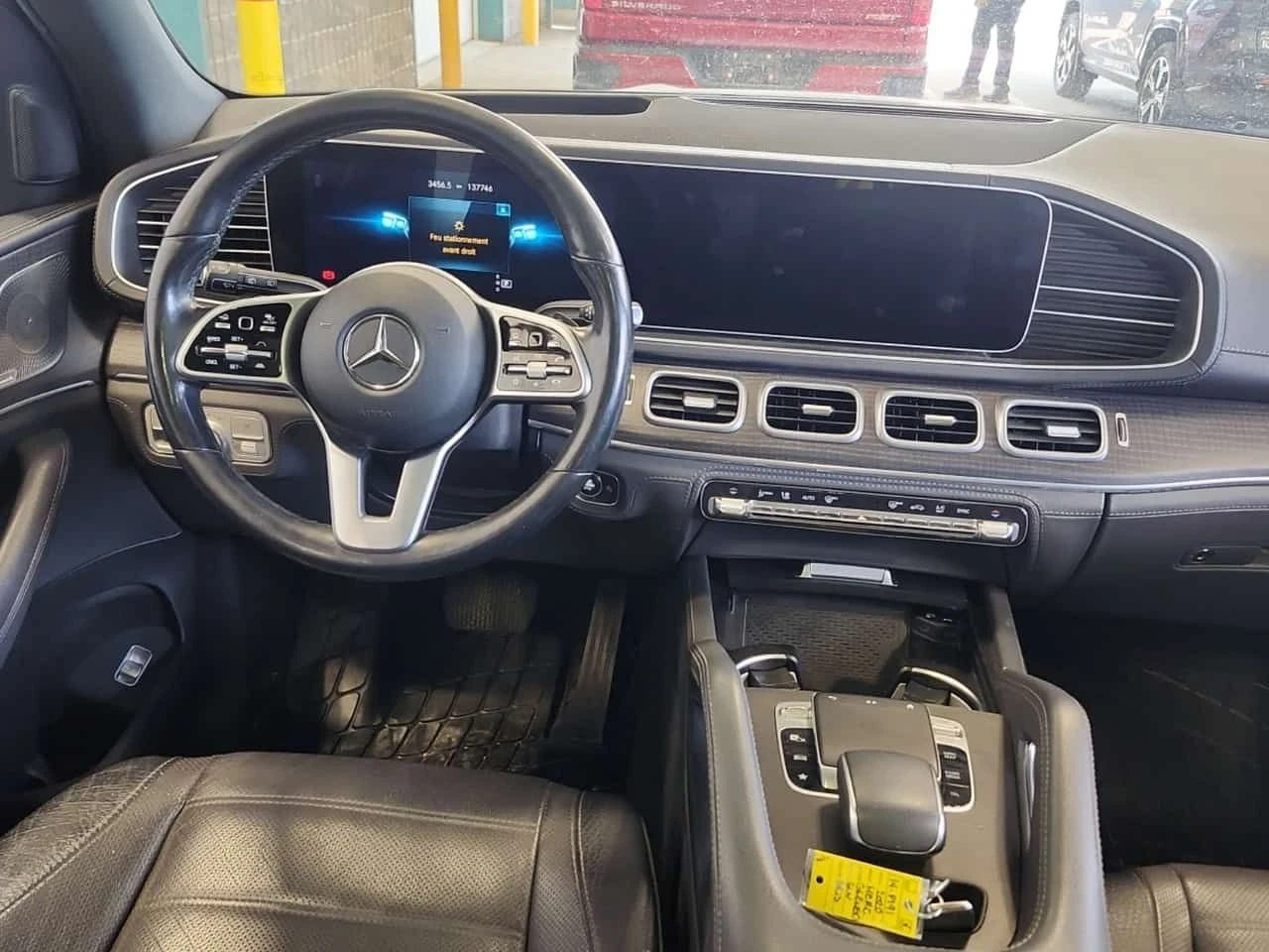 Mercedes-Benz GLE 450 АМГ ПАКЕТ/2 КЛЮЧА/ПАНО/HUD/CARFAX/ФИНАНСИРАНЕ, снимка 6 - Автомобили и джипове - 54756406