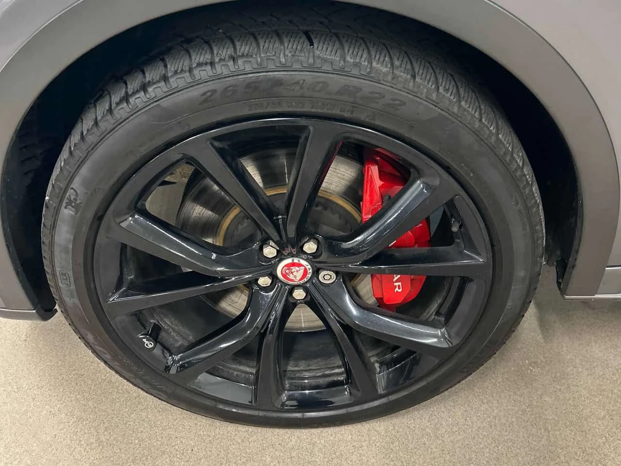Jaguar F-PACE SVR/CARFAX/ФИНАНСИРАНЕ, снимка 15 - Автомобили и джипове - 54769893