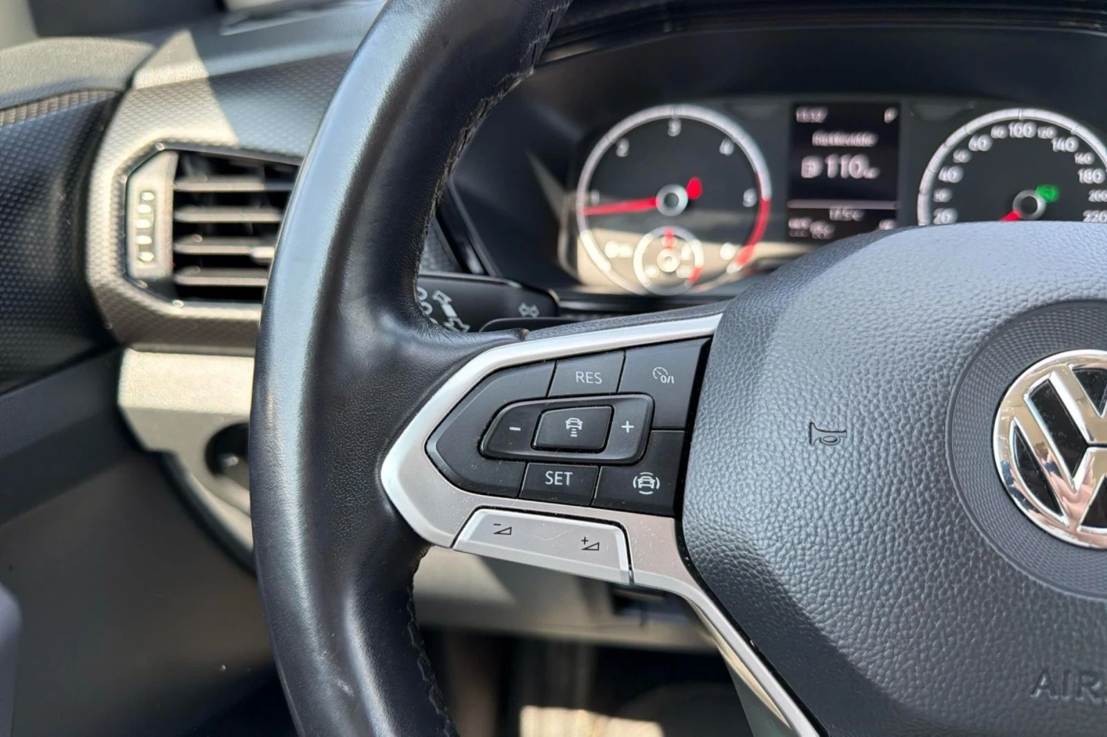 VW T-Cross 1.6TDI | DSG7 | Camera, снимка 8 - Автомобили и джипове - 55251374