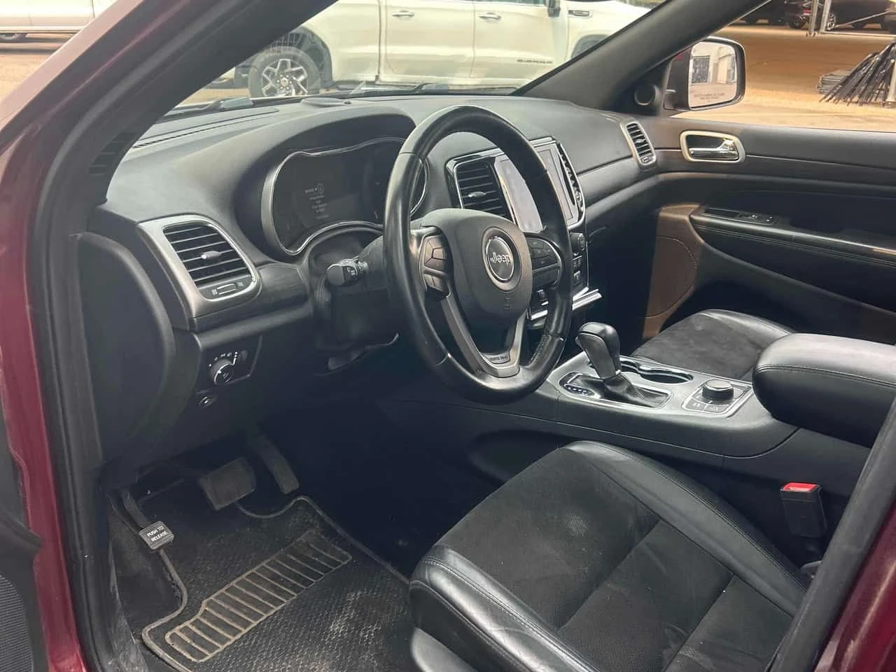 Jeep Grand cherokee * Altitude * CARFAX * БЕЗ ПЪРВОНАЧАЛНА ВНОСКА, снимка 14 - Автомобили и джипове - 55415952