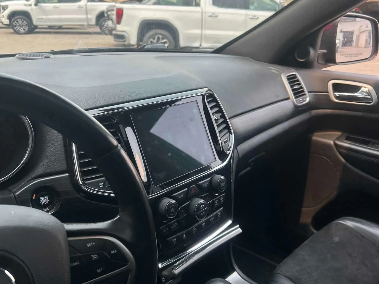 Jeep Grand cherokee * Altitude * CARFAX * БЕЗ ПЪРВОНАЧАЛНА ВНОСКА, снимка 9 - Автомобили и джипове - 55415952