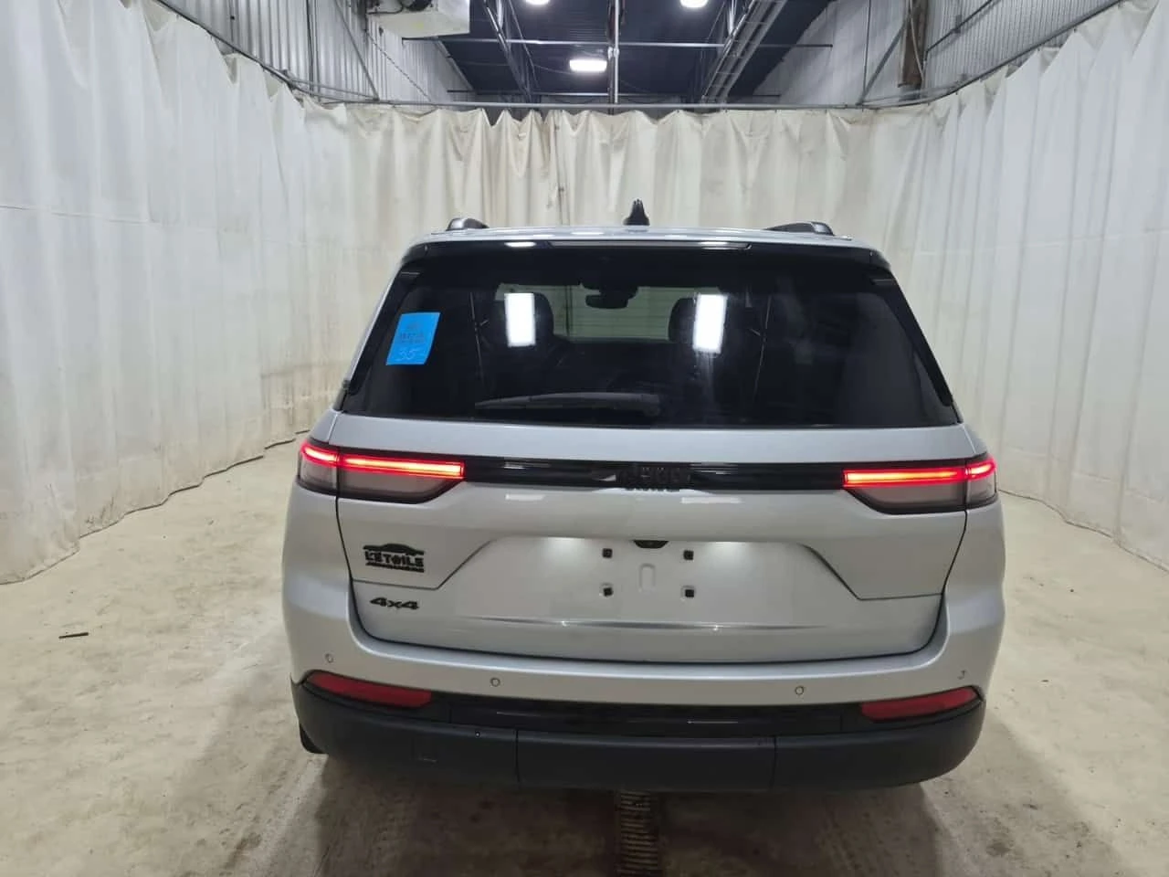 Jeep Grand cherokee ALTITUDE | ПОДГРЕВИ| ПАНОРАМА| CARFAX| , снимка 16 - Автомобили и джипове - 55623973