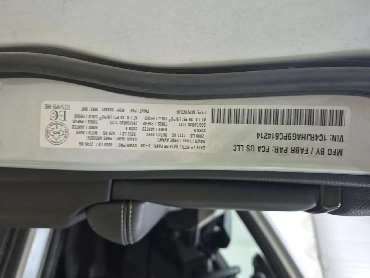 Jeep Grand cherokee ALTITUDE | ПОДГРЕВИ| ПАНОРАМА| CARFAX| , снимка 14 - Автомобили и джипове - 55623973