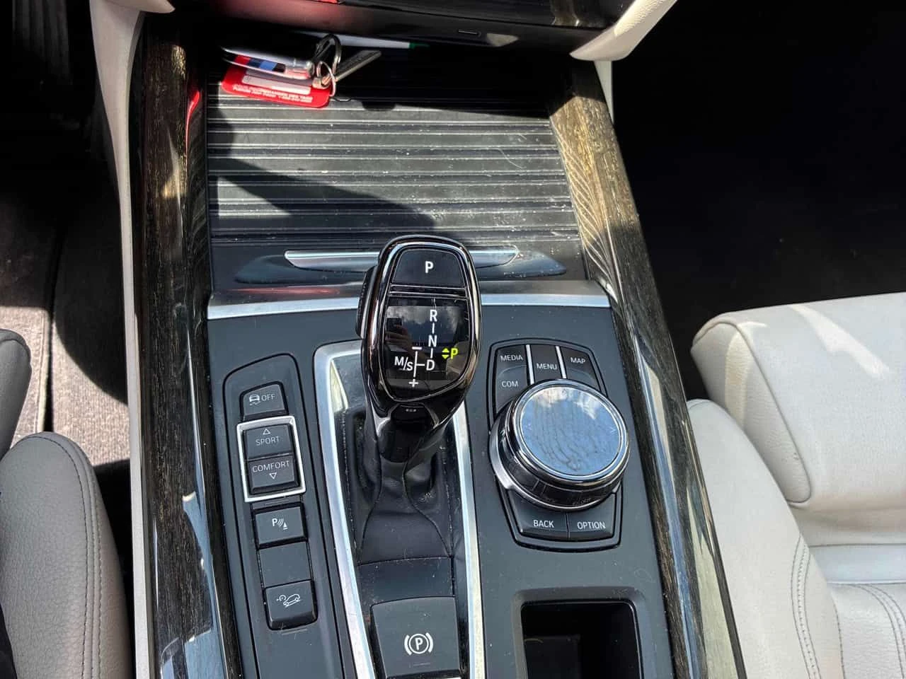 BMW X5 * xDrive35i * CARFAX * ОПЦИЯ ЗА ФИНАНСИРАНЕ, снимка 15 - Автомобили и джипове - 55631675