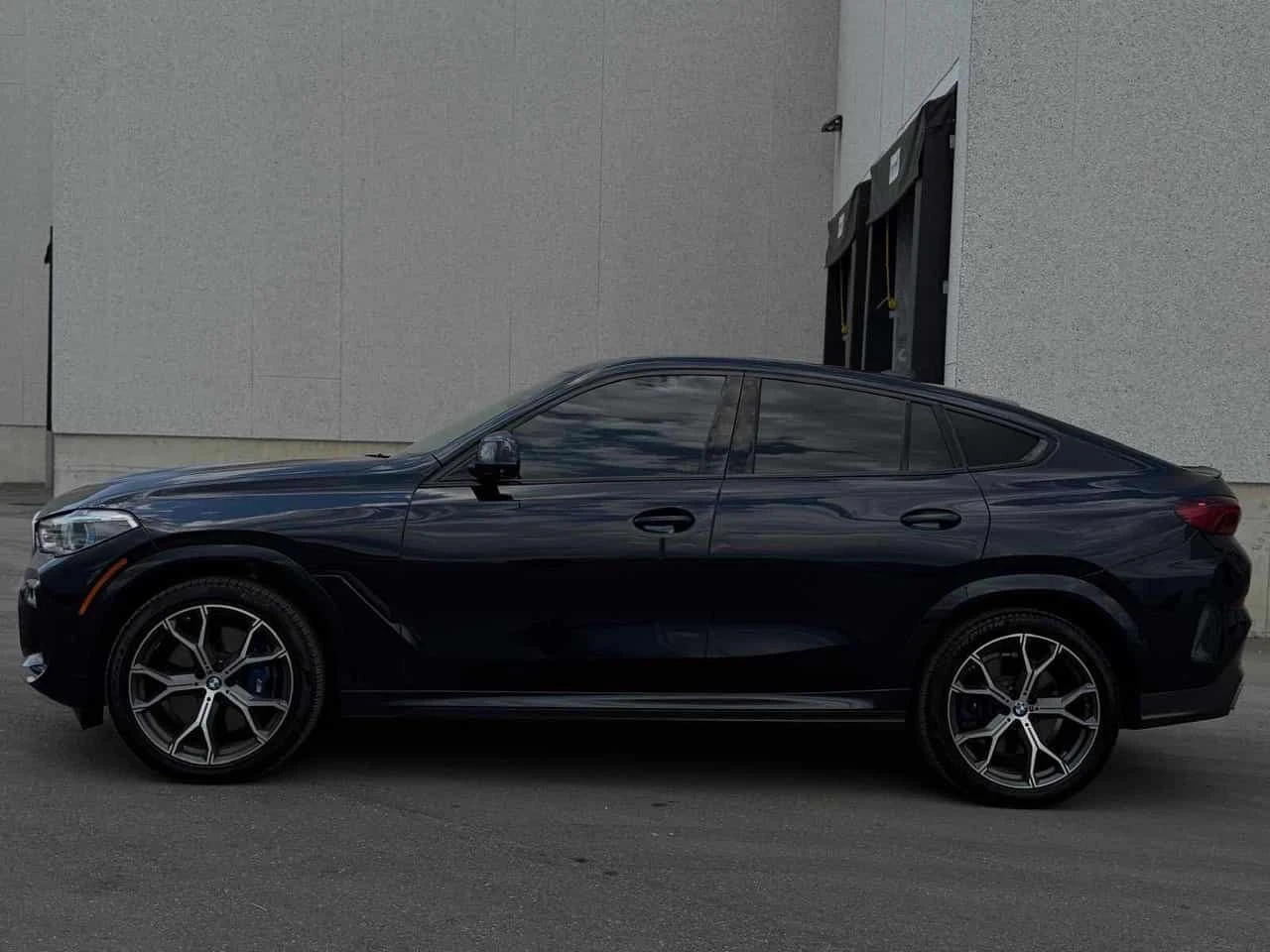 BMW X6 * xDrive40i Sports Activity Coupe * CARFAX * LASER, снимка 8 - Автомобили и джипове - 55722849