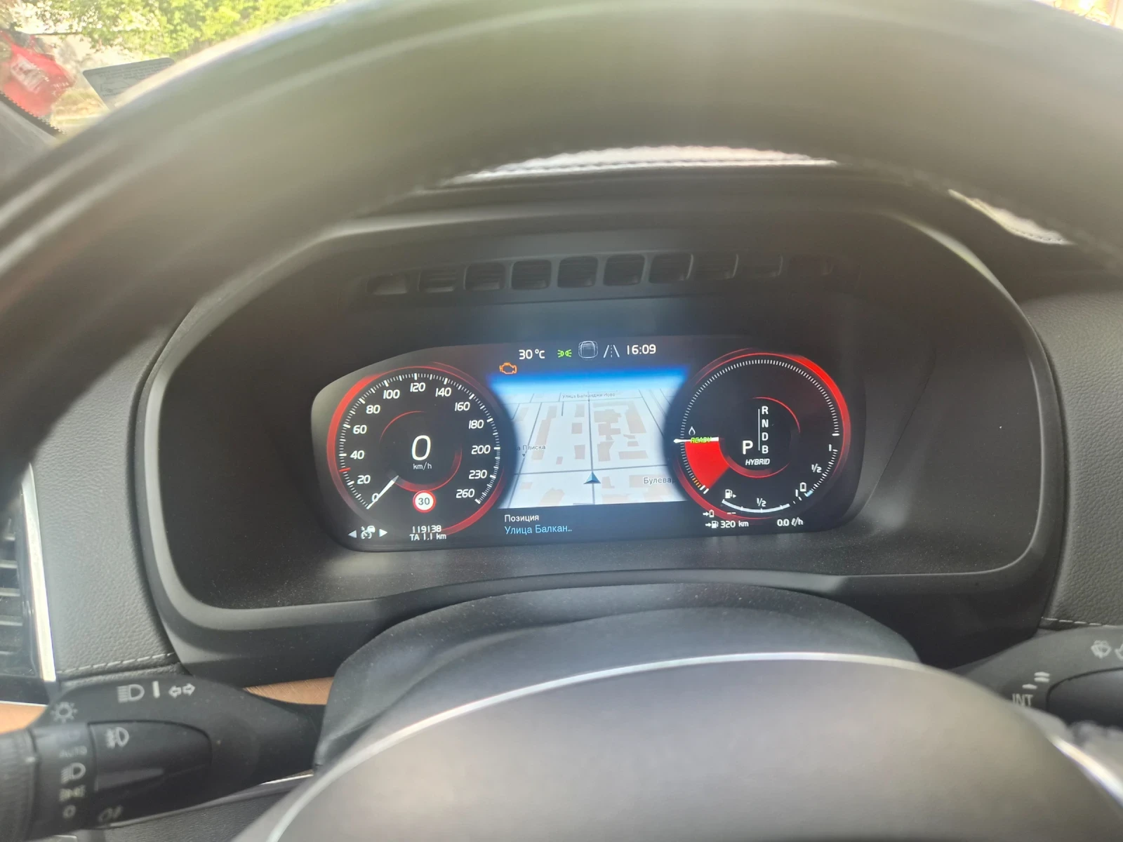 Volvo Xc90 T8, снимка 12 - Автомобили и джипове - 55953961