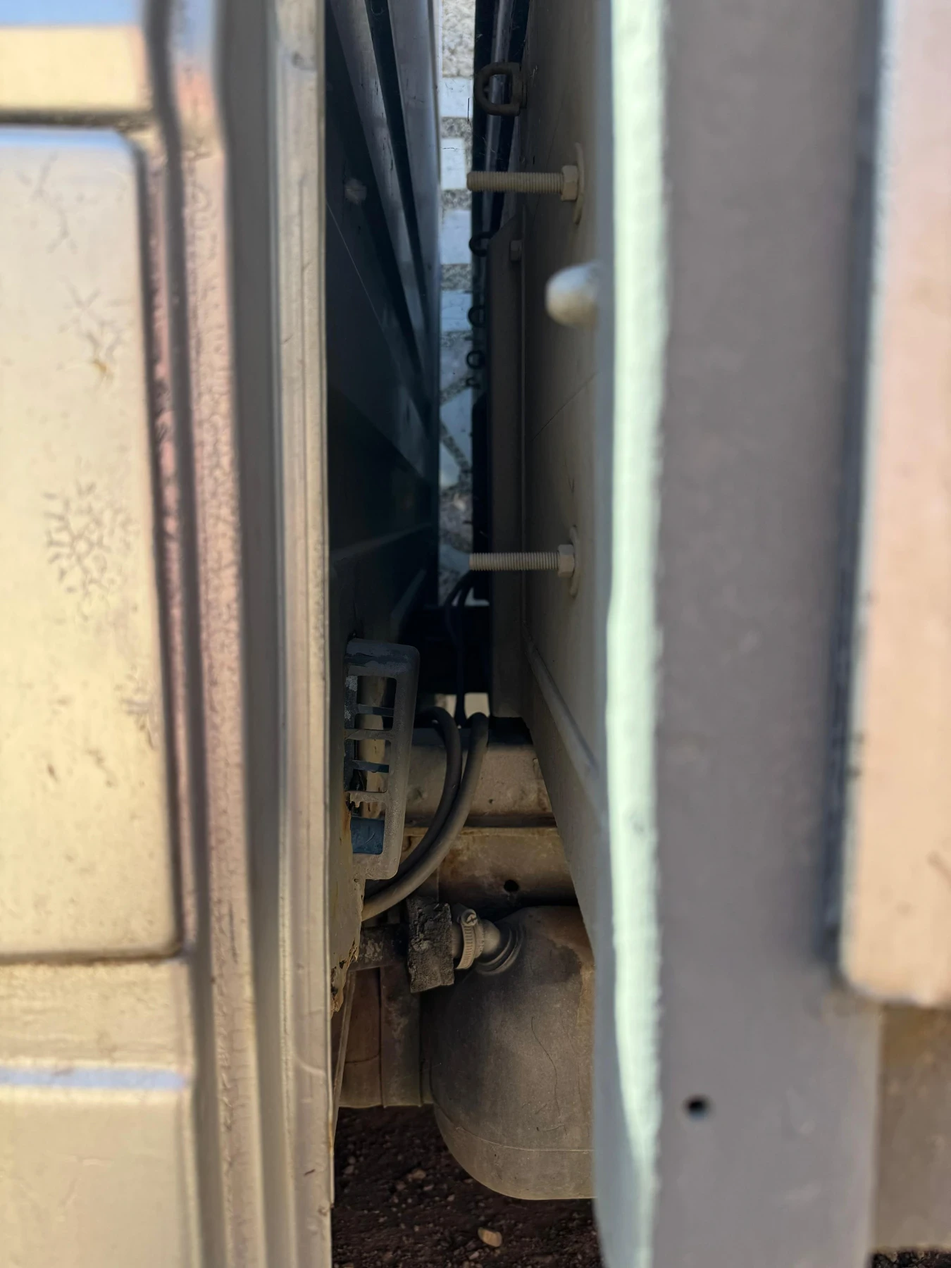 Mercedes-Benz 312  - изображение 7