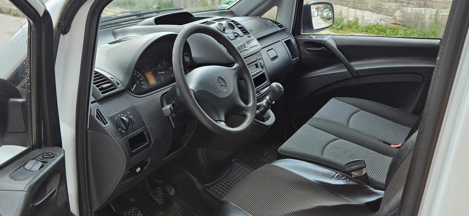Mercedes-Benz Vito 113 CDI, снимка 8 - Бусове и автобуси - 55466867
