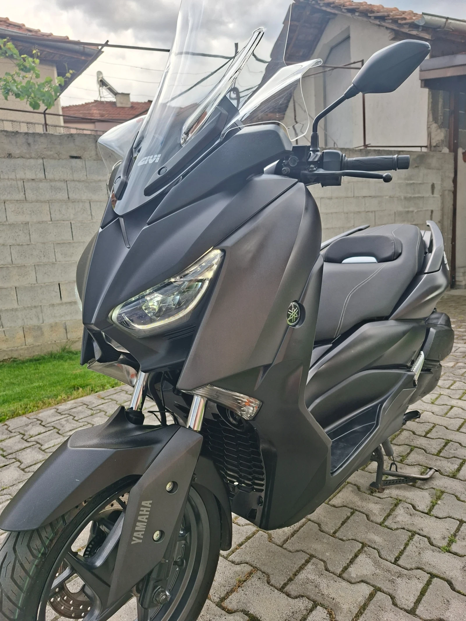 Yamaha X-max 300, снимка 11 - Мотоциклети и мототехника - 54753072