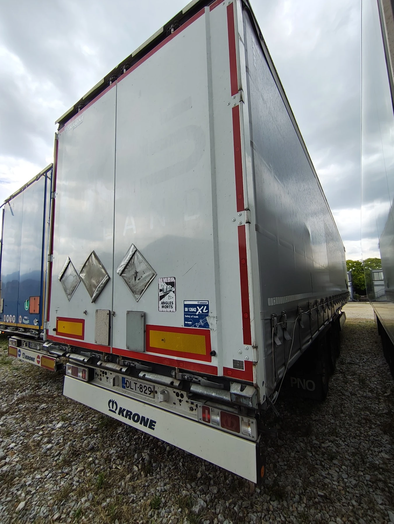 Полуремарке Krone Profi Liner SD, снимка 10 - Ремаркета - 54631395