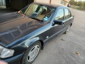 Mercedes-Benz C 200, снимка 3