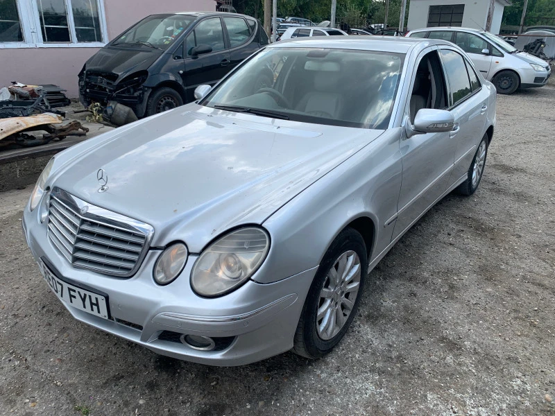 Mercedes-Benz E 220 2.2cdi 170кс FACE, снимка 2 - Автомобили и джипове - 33408391