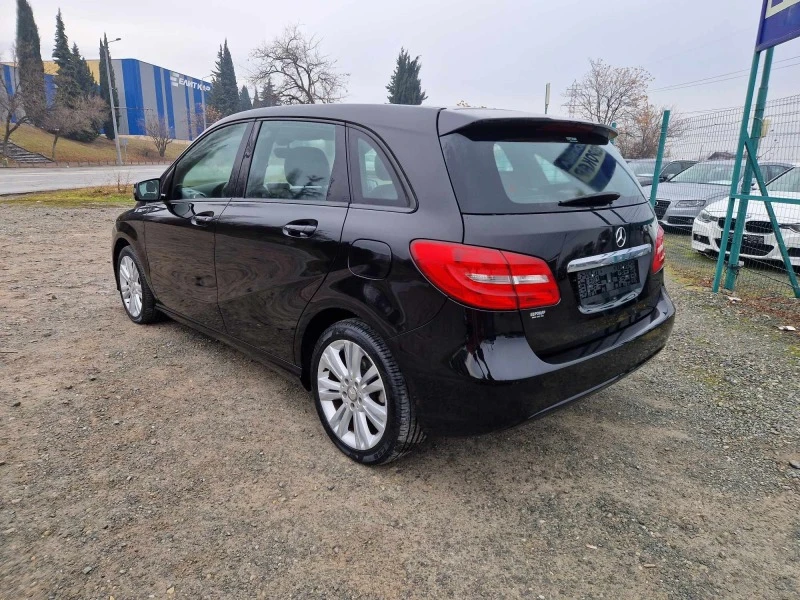 Mercedes-Benz B 180 1.5CDI, снимка 3 - Автомобили и джипове - 43862594