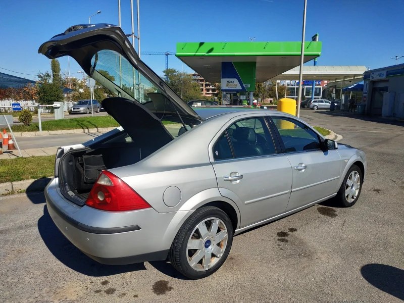 Ford Mondeo 2.0 D / AUTOMATIC, снимка 15 - Автомобили и джипове - 47608824