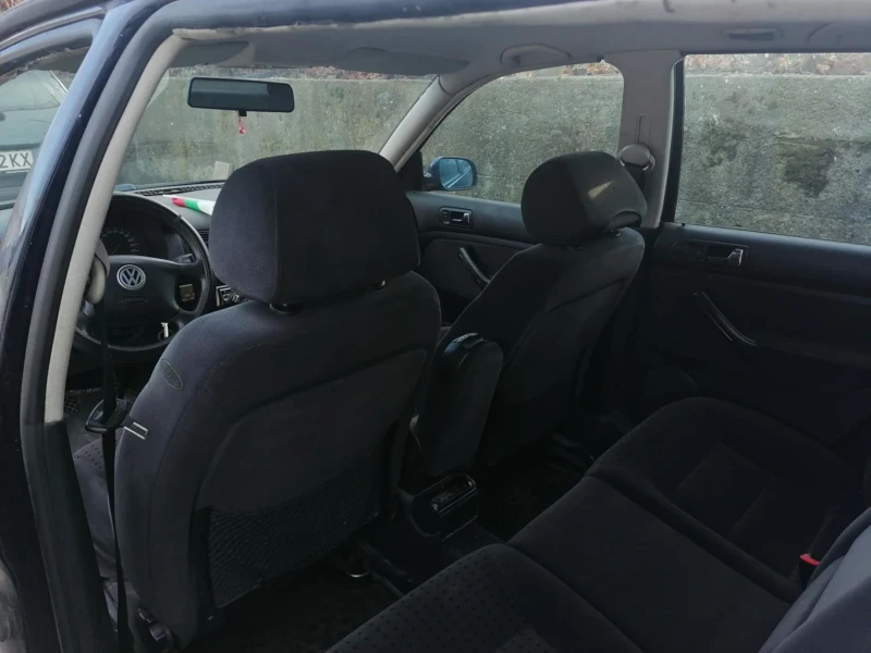 VW Golf Golf4 1.6 Benzin, снимка 6 - Автомобили и джипове - 48538437