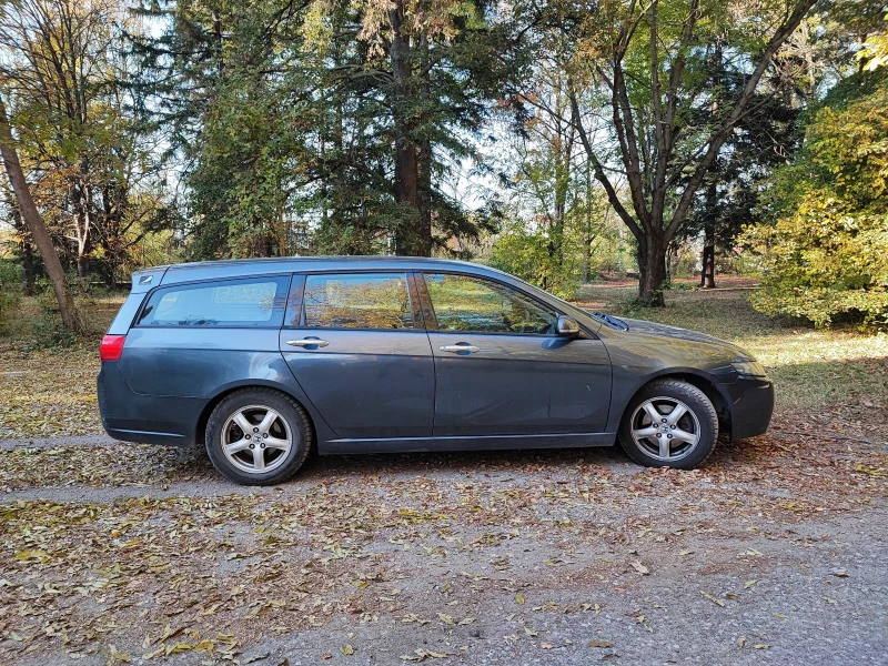 Honda Accord 2.2 i-CTDi, снимка 2 - Автомобили и джипове - 48578432