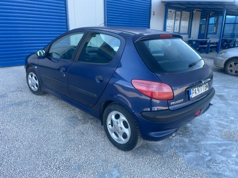 Peugeot 206 1.1 , снимка 2 - Автомобили и джипове - 49057623