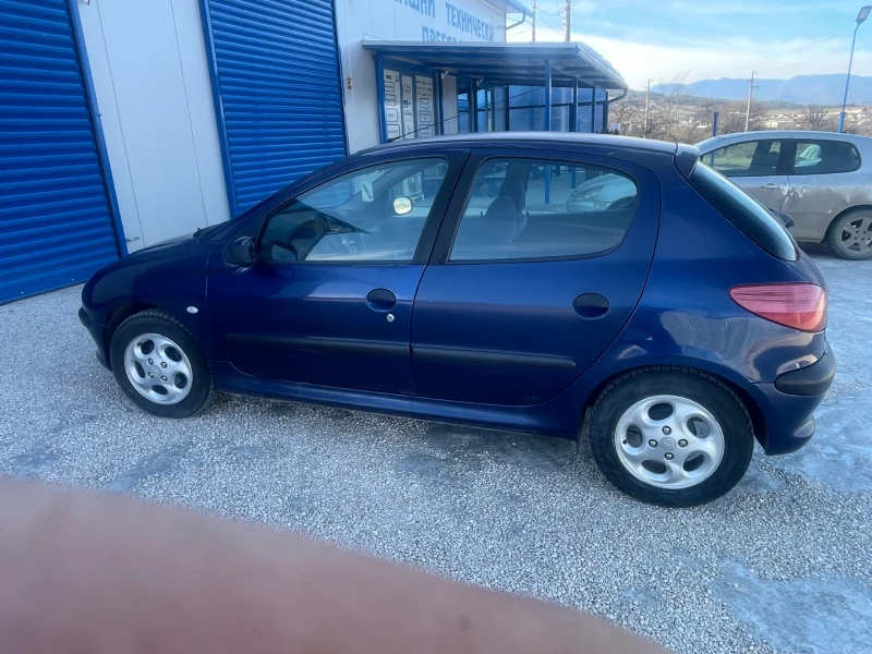 Peugeot 206 1.1 , снимка 3 - Автомобили и джипове - 49057623